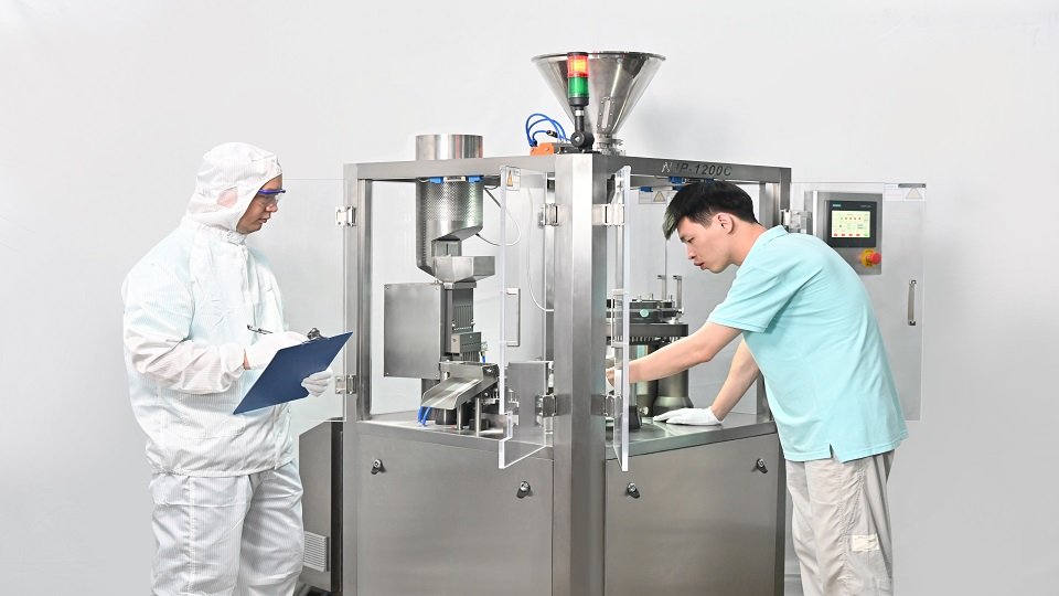 Rich Packing&rsquo;s engineering team is doing trial run for customer